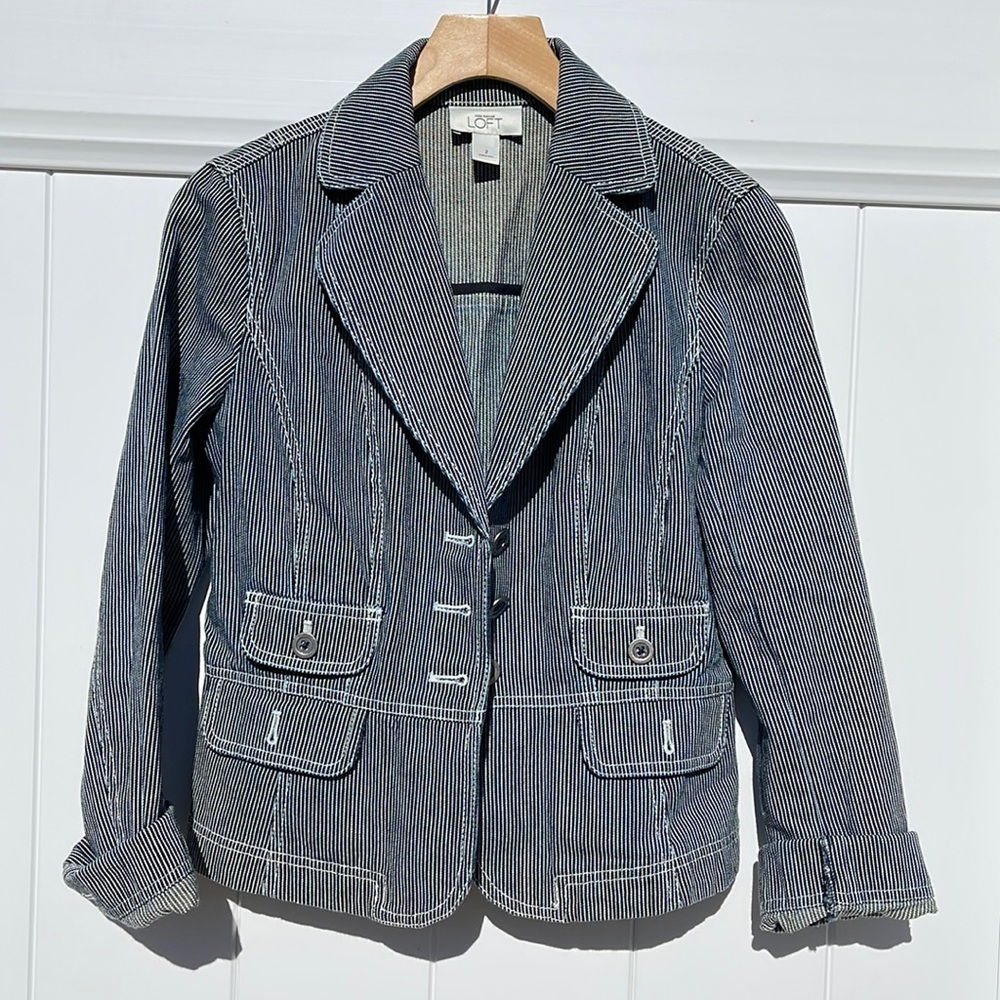 BRAND NAME ; ANN TAYLOR LOFT SIZE 2